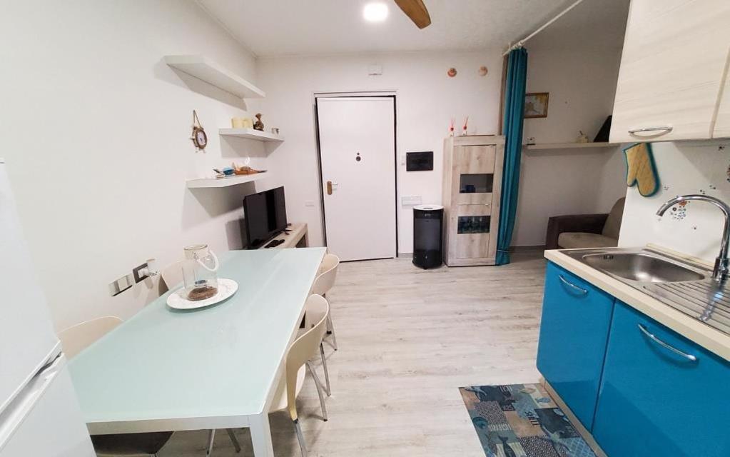 Appartamento Ambos Mundos Quartu SantʼElena Esterno foto