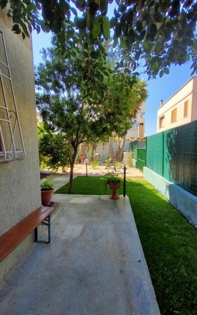 Appartamento Ambos Mundos Quartu SantʼElena Esterno foto