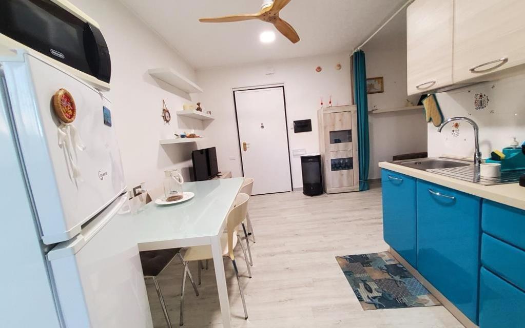 Appartamento Ambos Mundos Quartu SantʼElena Esterno foto